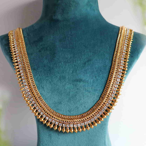 Beautiful Lab Created South Indian Diamond Necklace in 22k Yellow Gold 