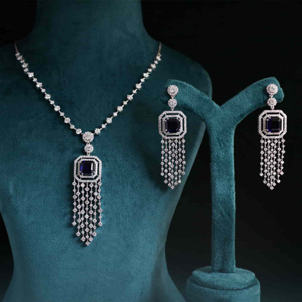 Beautiful Round Shaped Lab Grown Diamond Necklace Set 