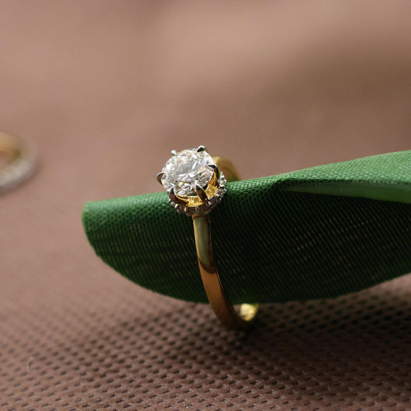 Brilliant Round Shape Lab Grown Diamond Bridal Ring