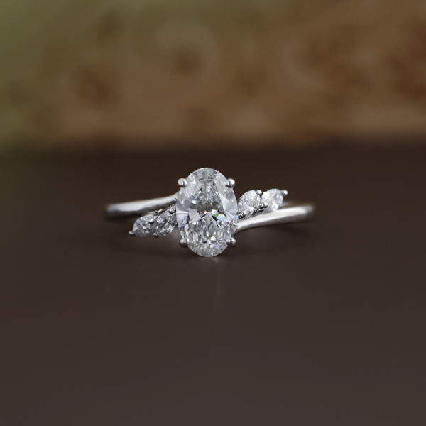1.5 Carat Oval Cut Engagement Diamond Ring 