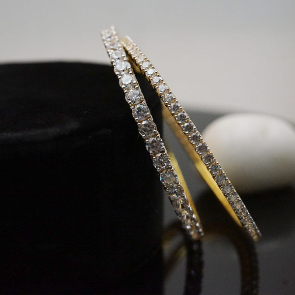 Stunning Lab Made Round Cut Diamond Bangles - 18kt Gold
